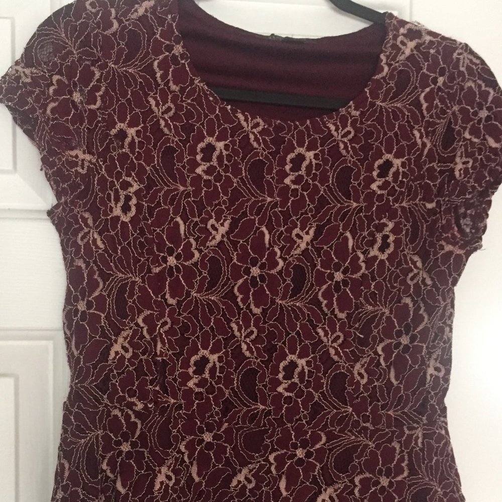 Preplum Top - Picture 2 of 7
